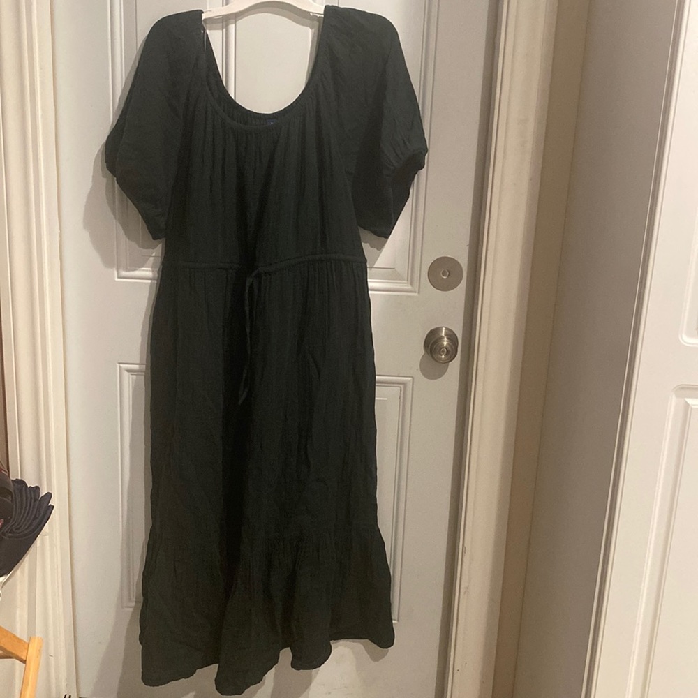 Green Old Navy dress